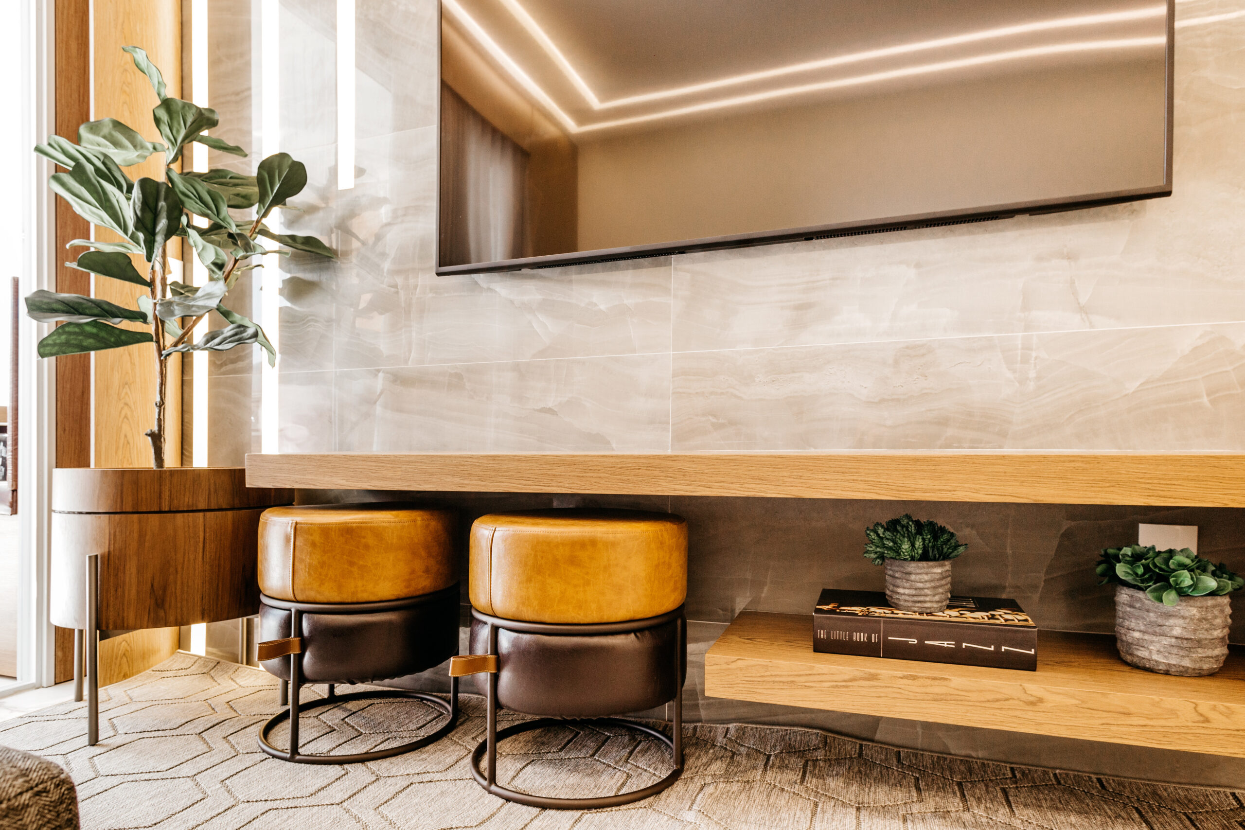 Luxury interior furniture export from Turkey and Dubai for GCC, EU, and US markets